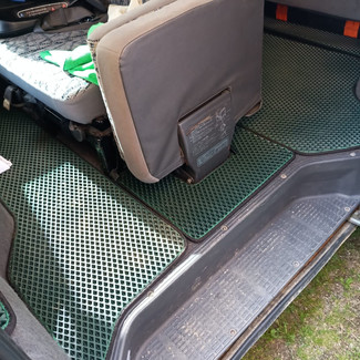 Коврики на Mitsubishi Delica 3 1986 - 1999 в Туле