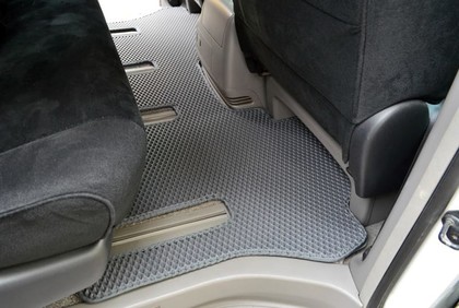 Коврики на Toyota Alphard (H10) 2002 - 2008 в Туле
