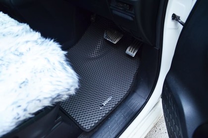 Коврики на Toyota Esquire (R80) 2014 - 2021 в Туле