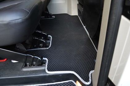 Коврики на Volkswagen Caravelle (T6) 2015 - 2019 в Туле