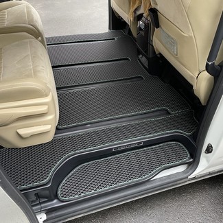 Коврики на Toyota Vellfire (H30) 2015 - 2023 в Туле