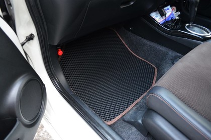 Коврики на Honda Fit Shuttle 2011 - 2015 в Туле