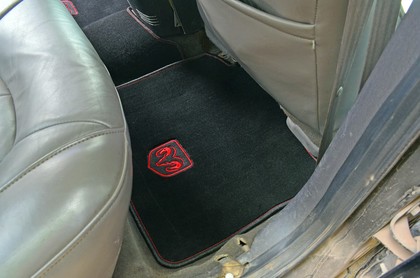 Коврики на Dodge Intrepid II 1997 - 2004 в Туле