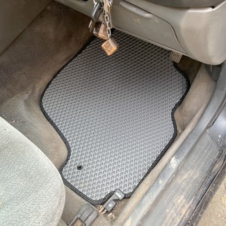 Коврики на Mitsubishi Diamante II 1995 - 2005 в Туле