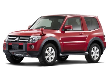 Коврики на Mitsubishi Pajero IV 2006 - 2021 в Туле