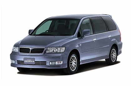 Коврики на Mitsubishi Chariot Grandis 1997 - 2003 в Туле