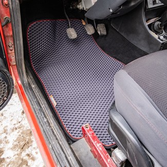 Коврики на Lada (ВАЗ) 2101, 2102, 2103, 2104, 2105, 2106, 2107 1970 - 2012 в Туле
