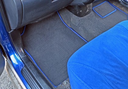 Коврики на Toyota Bb I 2000 - 2005 в Туле