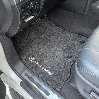 Коврики на Toyota Land Cruiser 200 2007 - 2021 в Туле