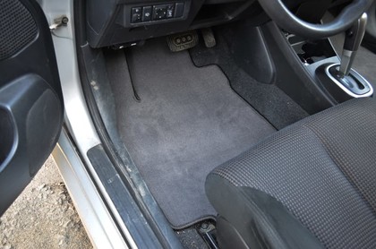 Коврики на Nissan Tiida (C11) 2004 - 2014 в Туле