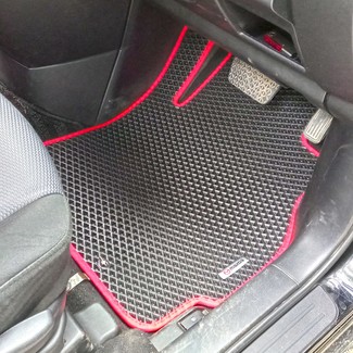 Коврики на Mazda Premacy II 2005 - 2010 в Туле