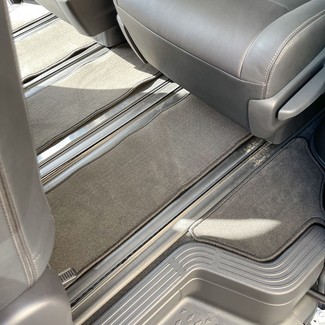 Коврики на Toyota Hiace (H300) 2019 - 2025 в Туле