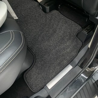 Коврики на Land Rover Range Rover Sport I 2005 - 2013 в Туле