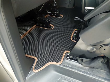 Коврики на Volkswagen Caravelle (T6) 2015 - 2019 в Туле