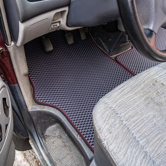 Коврики на Mitsubishi Space Gear 1994 - 2007 в Туле