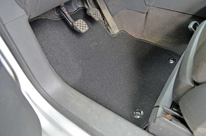 Коврики на Volkswagen Touran 2003 - 2015 в Туле