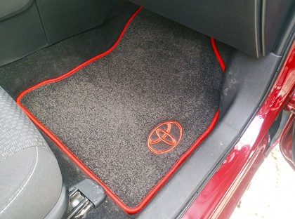 Коврики на Toyota Corolla (E18) 2012 - 2019 в Туле