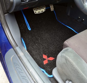 Коврики на Mitsubishi Eclipse IV 2005 - 2011 в Туле