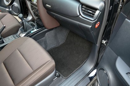Коврики на Toyota Fortuner II 2015 - 2025 в Туле