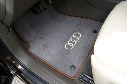 Коврики на Audi Q5 I 2008 - 2017 в Туле