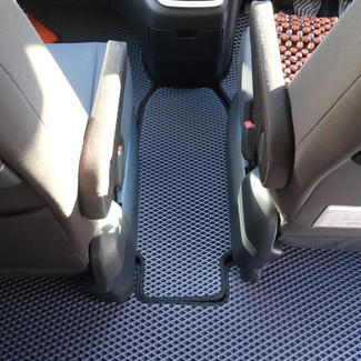 Коврики на Nissan Serena (C27) 2016 - 2022 в Туле