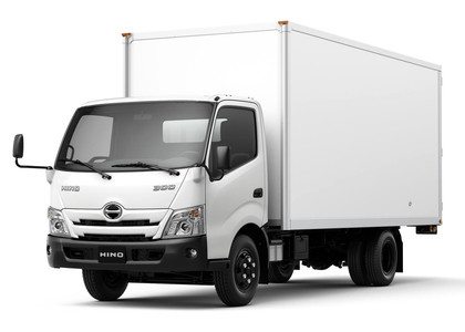 Коврики на Hino 300 II широкая кабина 2011 - 2025 в Туле