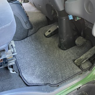 Коврики на Isuzu Forward V широкая кабина 2007 - 2025 в Туле