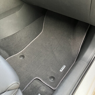 Коврики на Skoda Superb III 2015&nbsp;-&nbsp;2026 в Туле