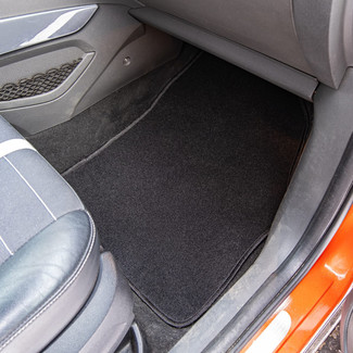 Коврики на Ford Kuga I 2008 - 2013 в Туле