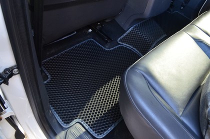 Коврики на Volkswagen Amarok 2011 - 2025 в Туле